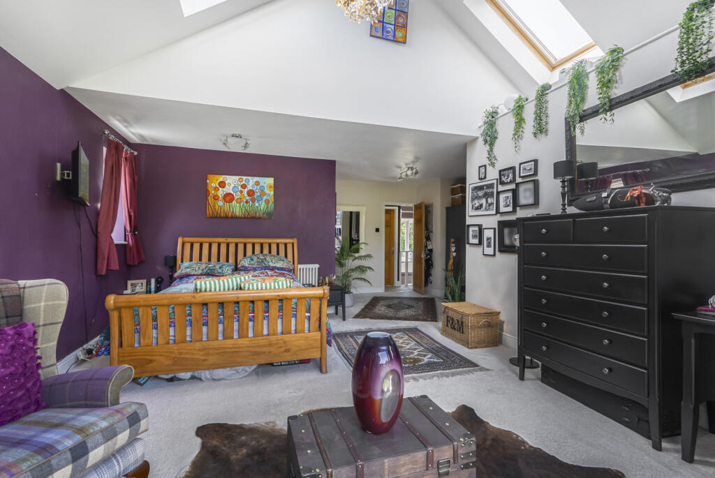 Additional image 13 of Pickford Road, Markyate, St. Albans, Hertfordshire, AL3