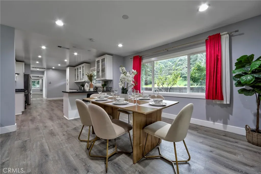 Additional image 12 of 3212 W Valley Heart Drive, Burbank, CA 91505