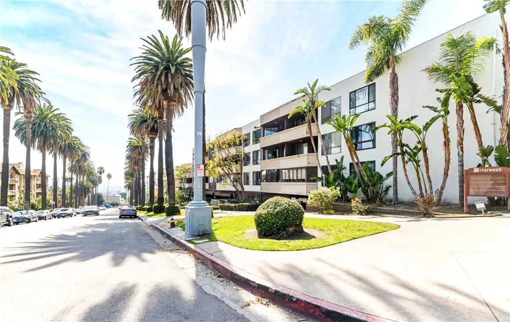 Additional image 36 of 1745 Camino Palmero St Unit 537, Los Angeles, CA 90046