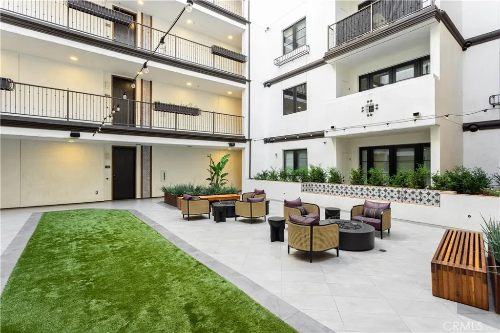 Additional image 37 of 1333 S Orange Grove Avenue Unit 205, Los Angeles, CA 90019