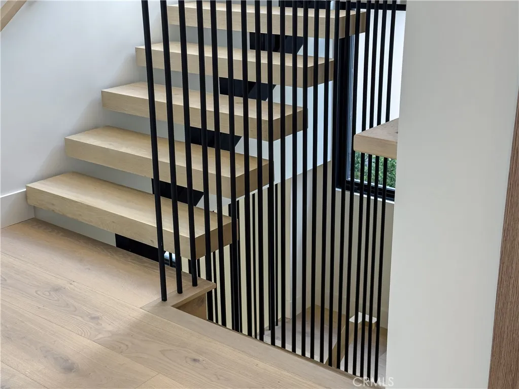 Additional image 103 of 404 16th Street, Manhattan Beach, CA 90266