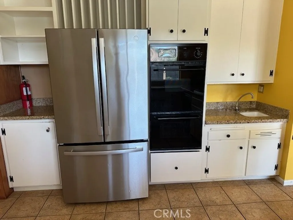 Additional image 11 of 215 Hilltop Dr, Paso Robles, CA 93446