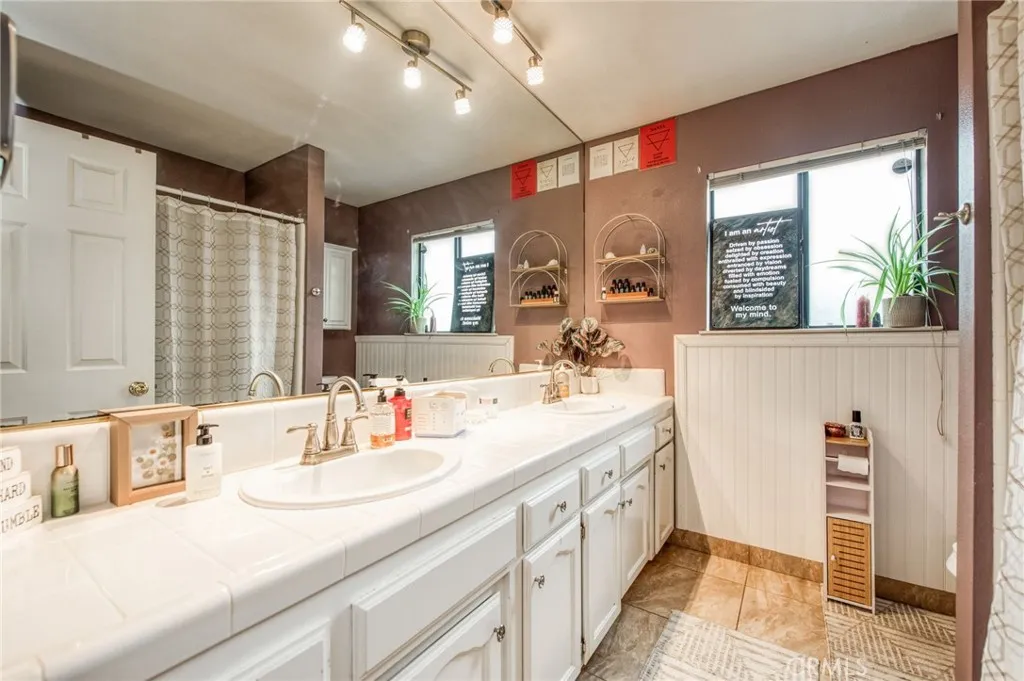 Additional image 56 of 6189 N Cleo Avenue, Fresno, CA 93722