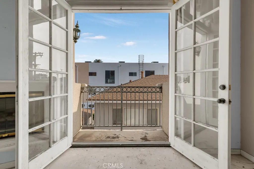 Additional image 39 of 1733 Armacost, Los Angeles, CA 90025