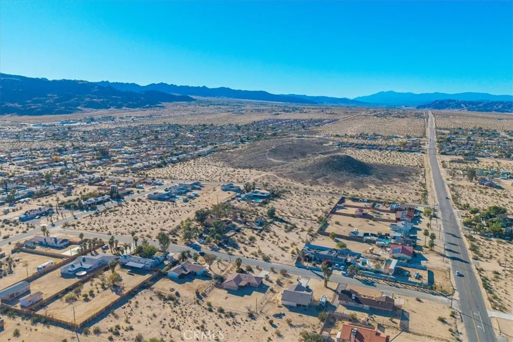 Additional image 82 of 5753 La Luna, 29 Palms, CA 92277