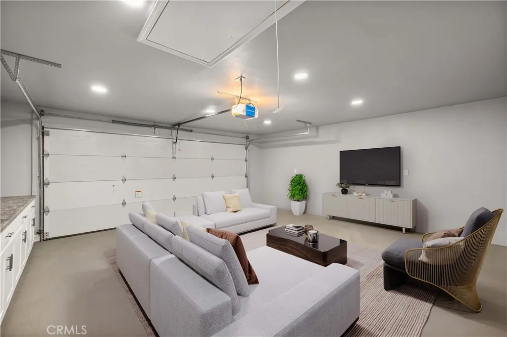 Additional image 35 of 7710 Shoup, West Hills, CA 91304