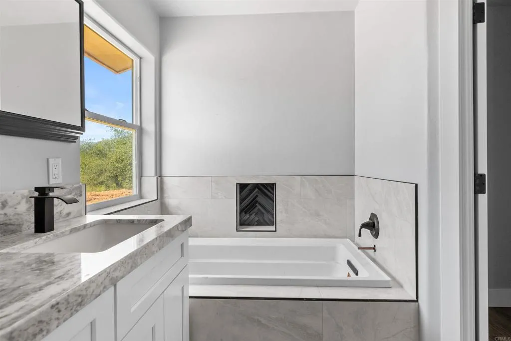 Additional image 72 of 15670 Fruitvale Road, Valley Center, CA 92082