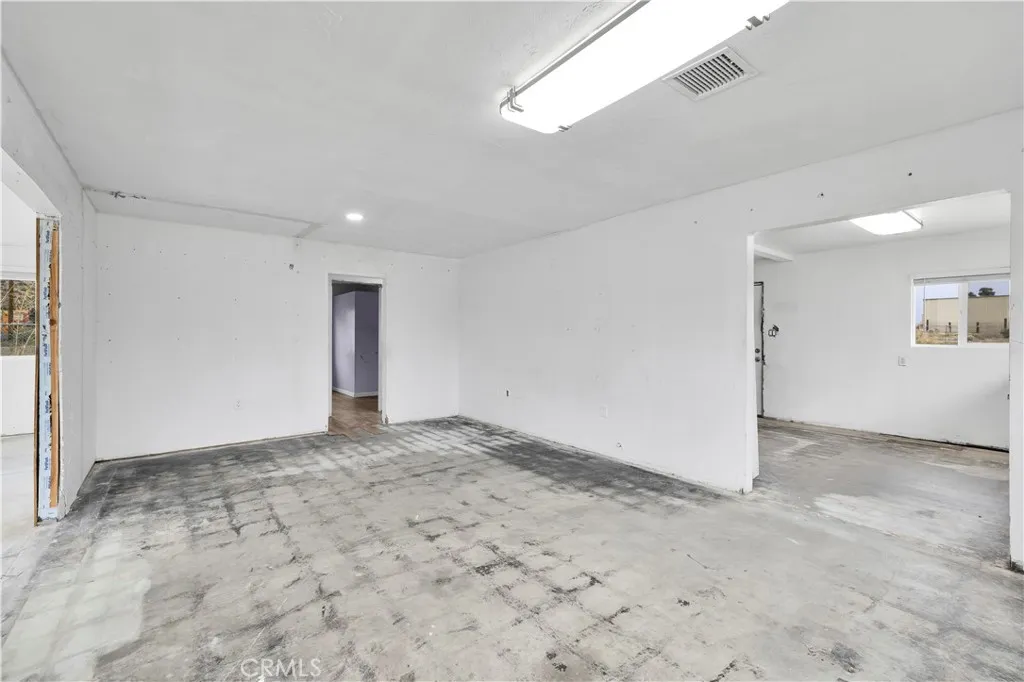 Additional image 54 of 7124 Wall Street, Yucca Valley, CA 92284
