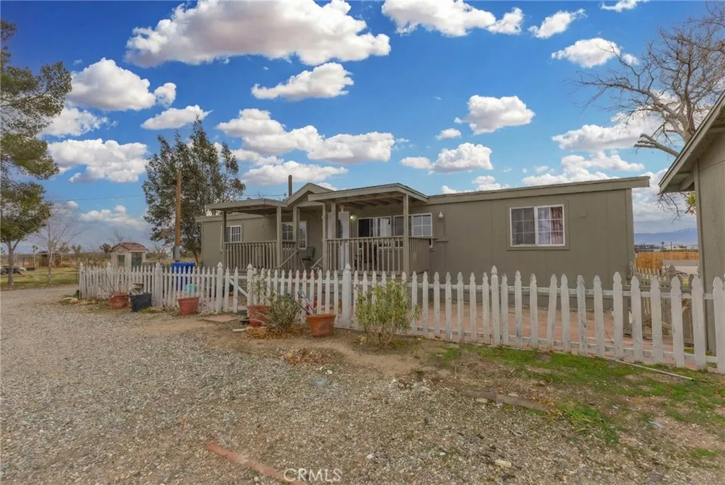 Additional image 4 of 18967 Tawney Road #A/B, Adelanto, CA 92301