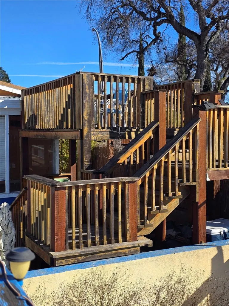 Additional image 50 of 14101 Lakeshore Dr, Clearlake, CA 95422