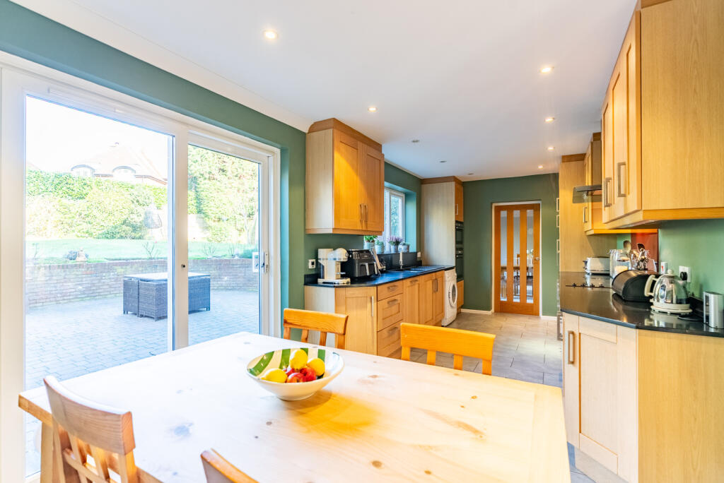 Additional image 5 of Broadfields, Harpenden, Hertfordshire, AL5