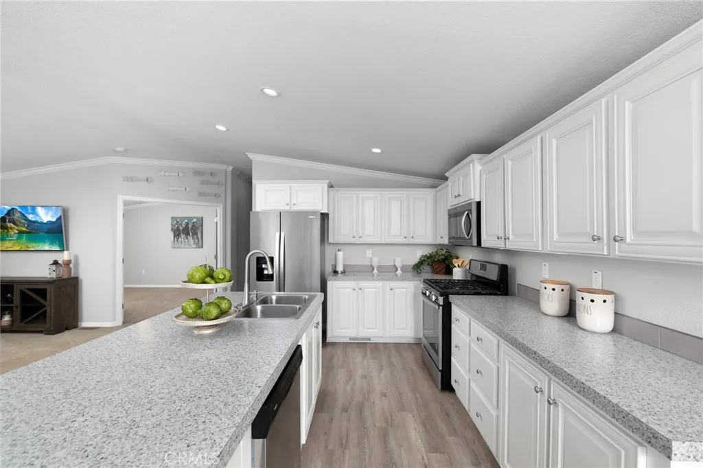Additional image 58 of 3530 Damien Avenue Unit 109, La Verne, CA 91750