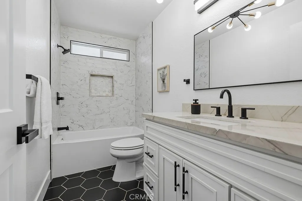 Additional image 90 of 18785 Sahale, Apple Valley, CA 92307