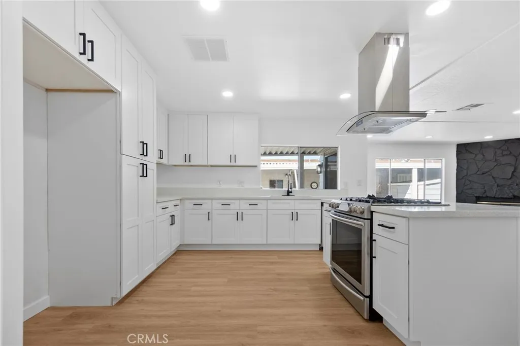 Additional image 68 of 11730 Whittier Boulevard Unit 55, Whittier, CA 90601