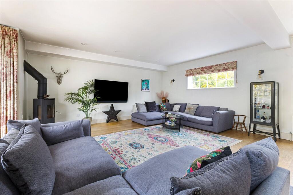 Additional image 5 of Lamer Mews, Lamer Lane, Wheathampstead, St Albans, AL4