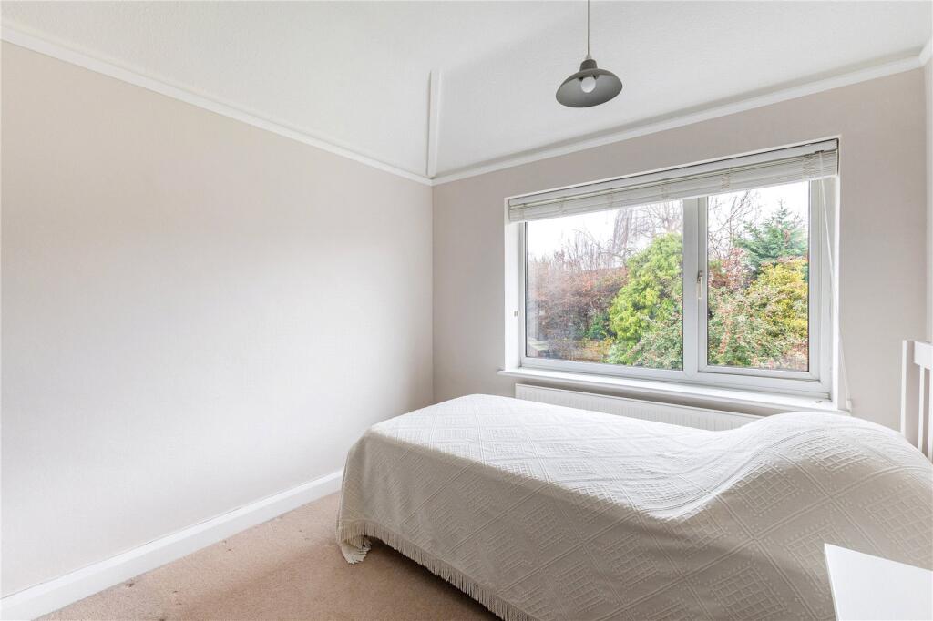 Additional image 13 of Roundwood Lane, Harpenden, Hertfordshire, AL5