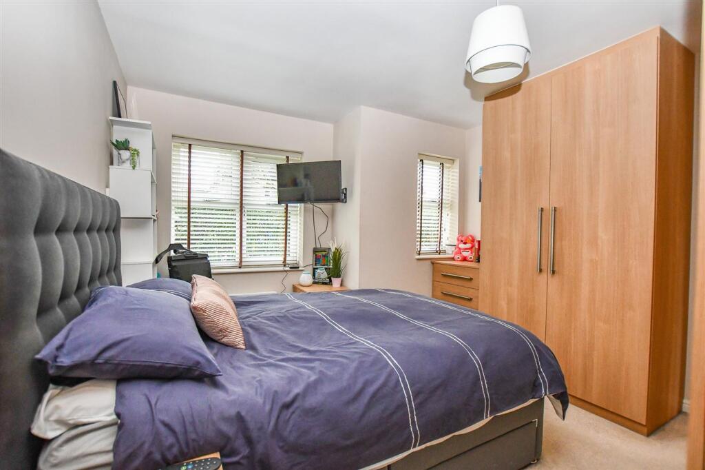 Additional image 9 of Alexander Road, London Colney, AL2