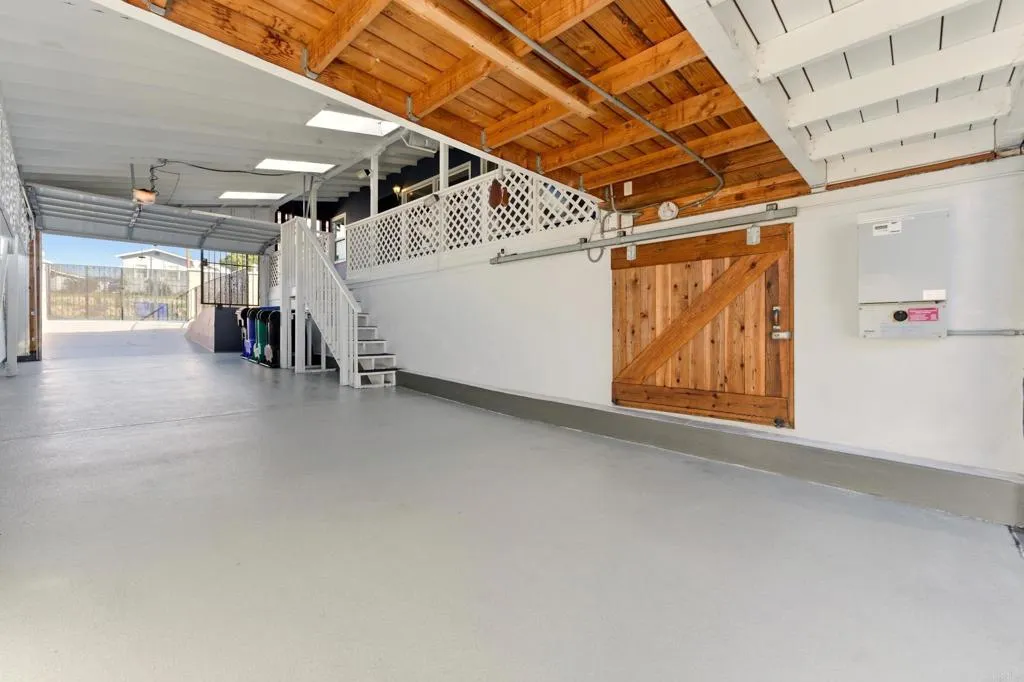 Additional image 98 of 962 Hanover Street, San Diego, CA 92114