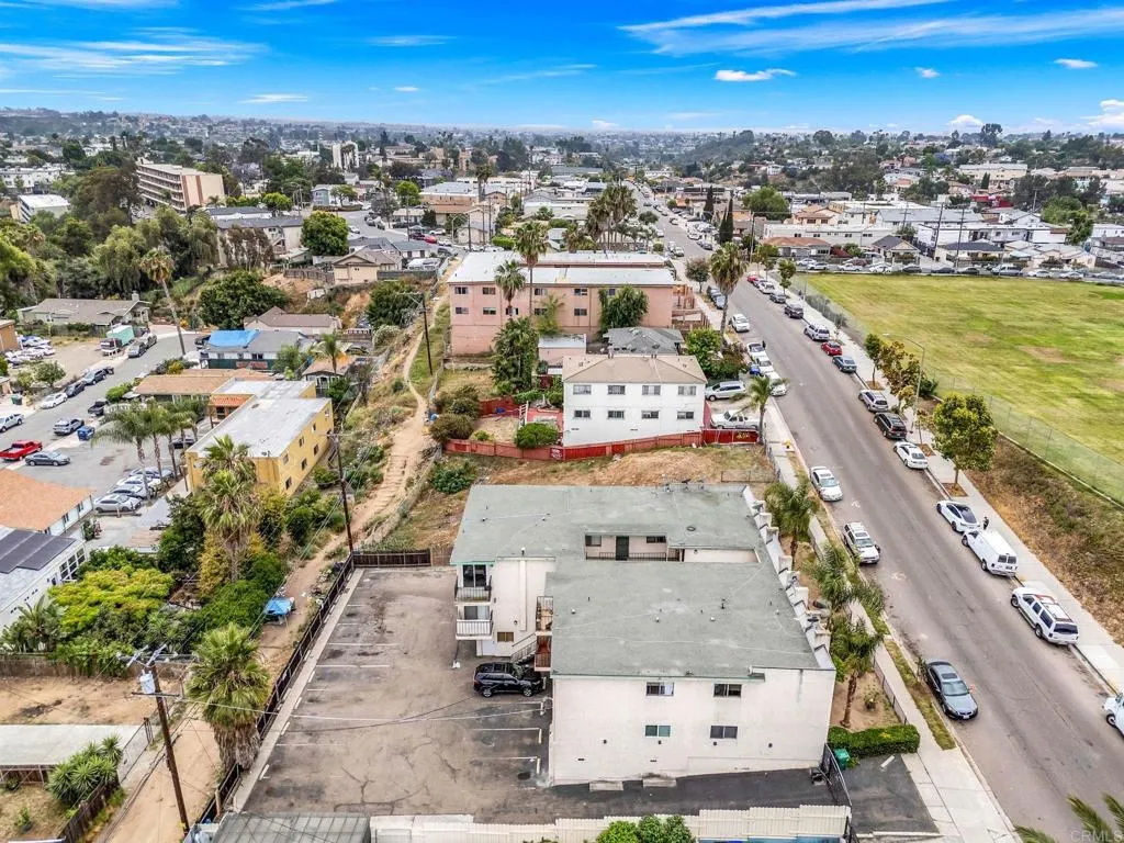 Additional image 39 of 4161 Winona Ave Unit 4, San Diego, CA 92105