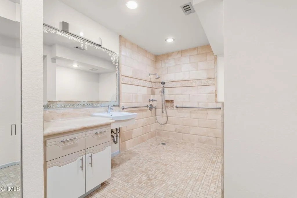 Additional image 21 of 2202 Martinique Lane, Oxnard, CA 93035