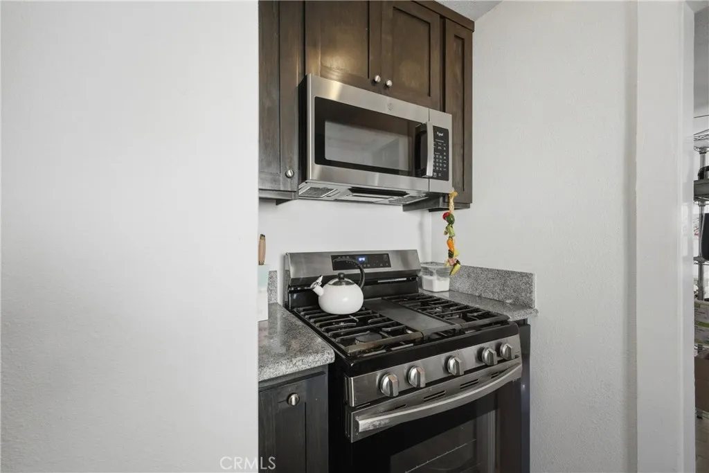 Additional image 16 of 1250 W 87th St, Los Angeles, CA 90044