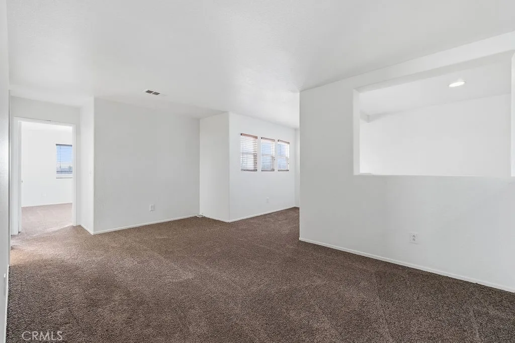 Additional image 93 of 43336 22nd St W, Lancaster, CA 93536