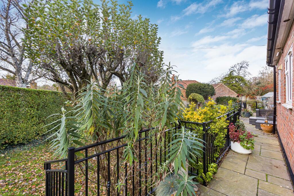 Additional image 19 of Elm Gardens, Welwyn Garden City, Hertfordshire, AL8