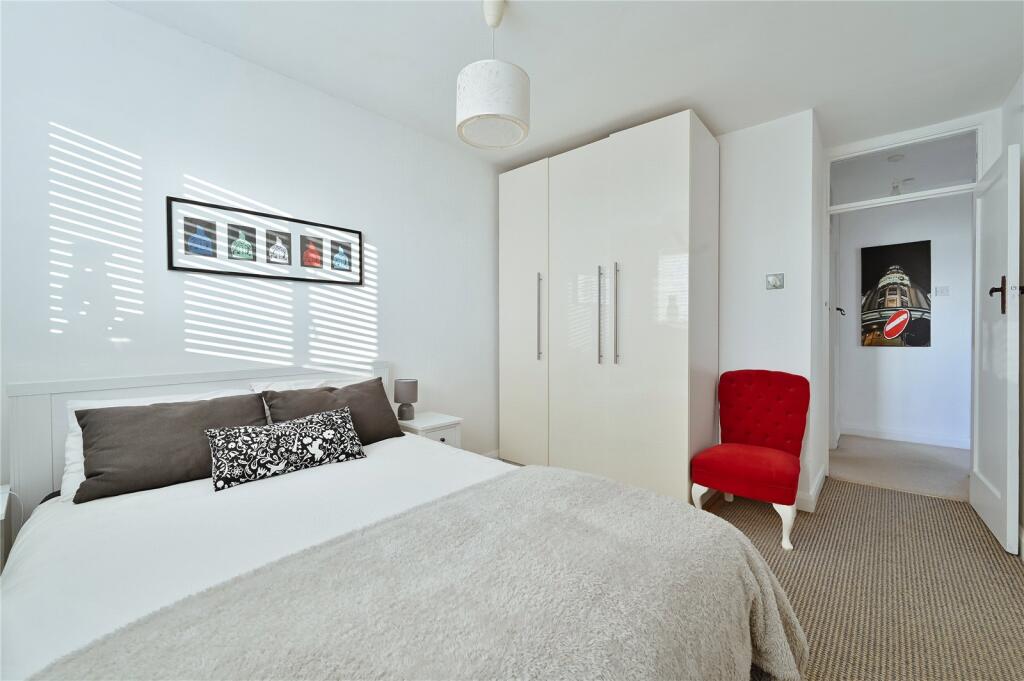 Additional image 17 of Oakwood Drive, St. Albans, Hertfordshire