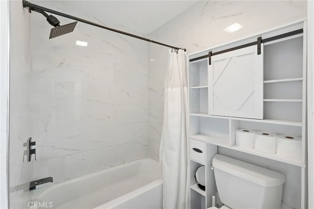 Additional image 26 of 10220 Zelzah Unit 4, Northridge, CA 91325