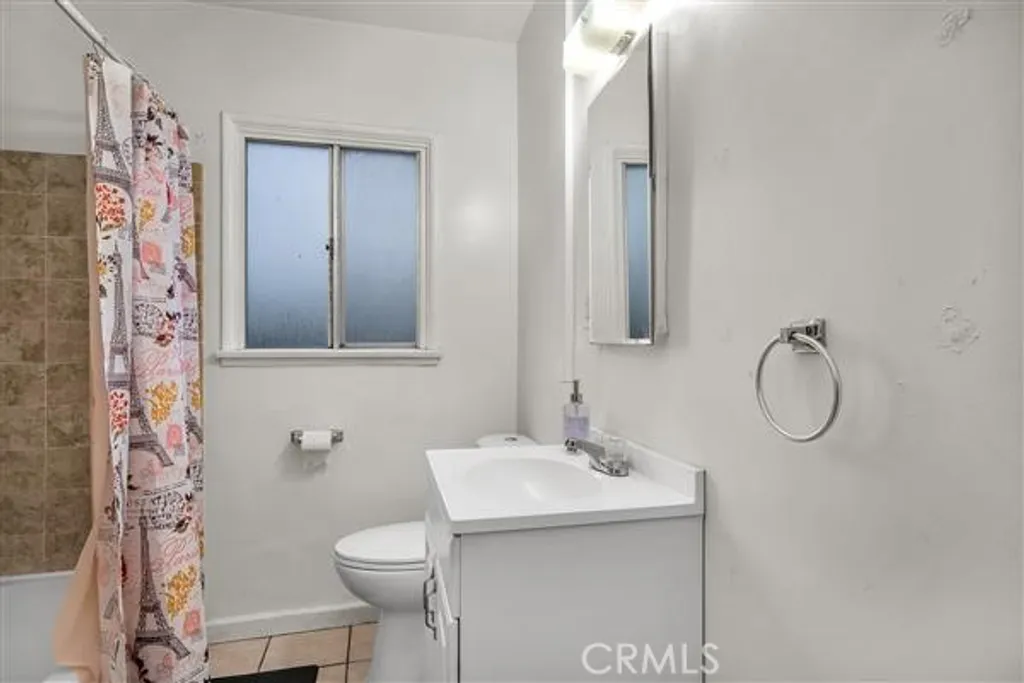 Additional image 18 of 11012 Noble, Mission Hills (San Fernando), CA 91345