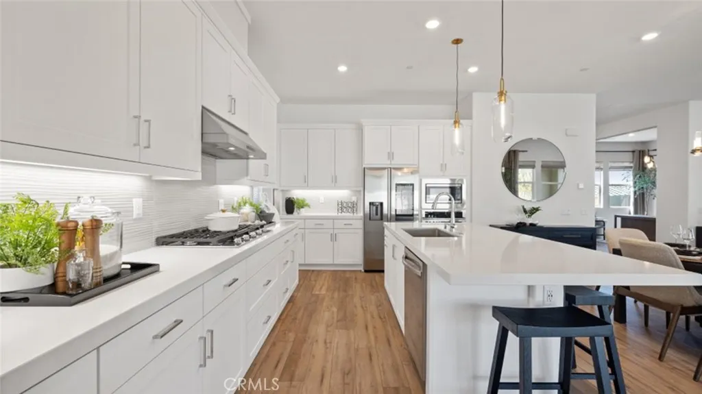 Additional image 4 of 24500 Via El Balneario, Valencia, CA 91354