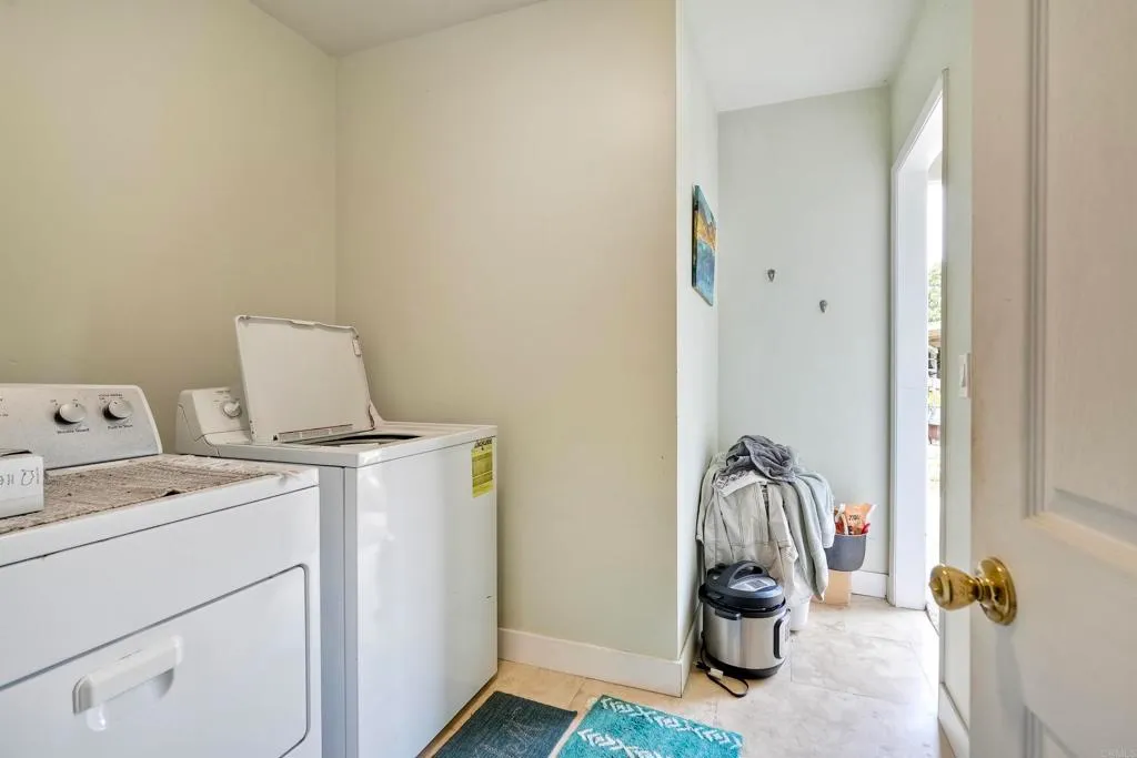 Additional image 29 of 1080 Buena Place, Carlsbad, CA 92008