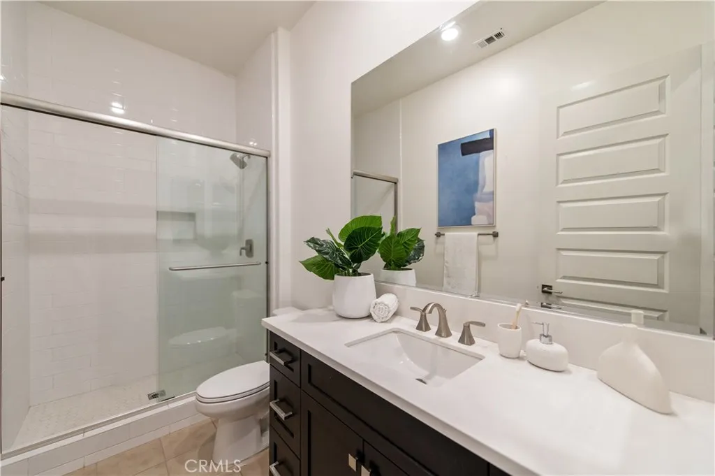 Additional image 43 of 158 Scale, Irvine, CA 92618