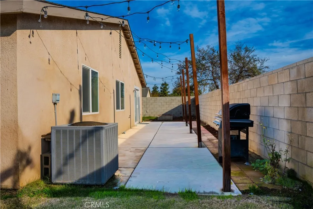 Additional image 32 of 3817 Harris Rd, Bakersfield, CA 93313