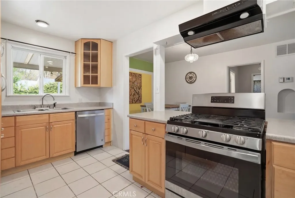 Additional image 24 of 243 E Blaine Street, Riverside, CA 92507