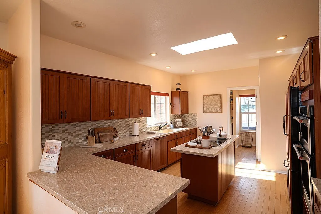 Additional image 54 of 2995 Ox Yoke Rd, Pioneertown, CA 92268