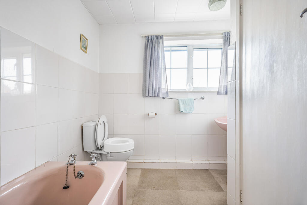 Additional image 10 of Beehive Green, Welwyn Garden City, AL7