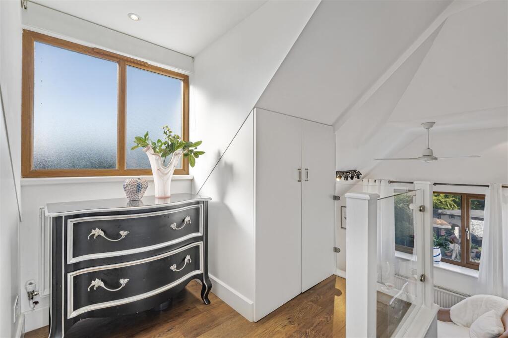 Additional image 19 of Codicote Road, Welwyn