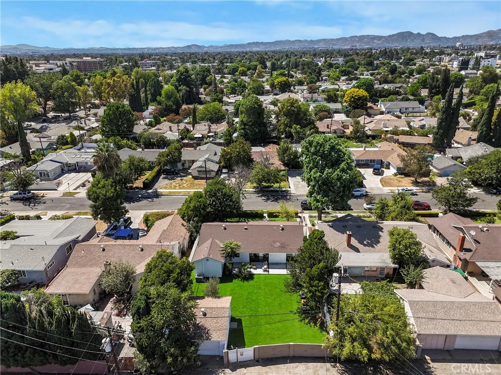 Additional image 38 of 8400 Chimineas Avenue, Northridge, CA 91325