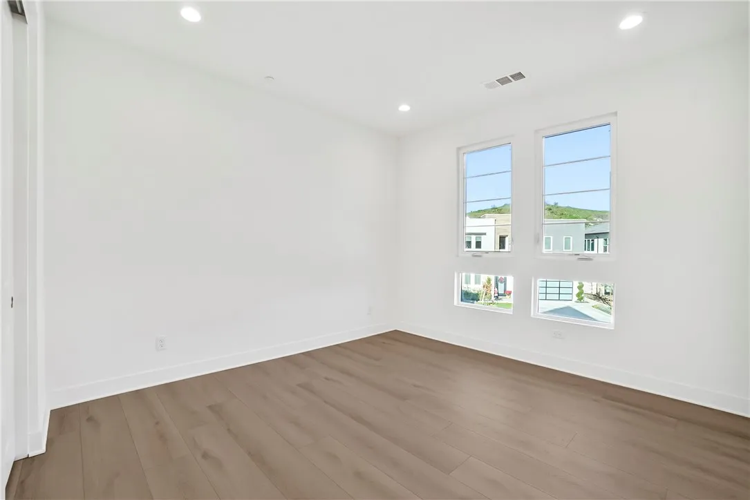 Additional image 90 of 27392 Dialogue Way, Valencia, CA 91381