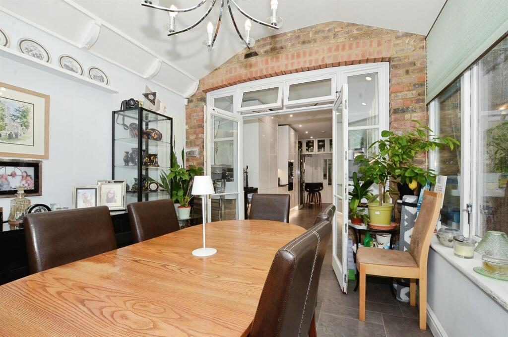 Additional image 4 of Cornwall Road, Harpenden