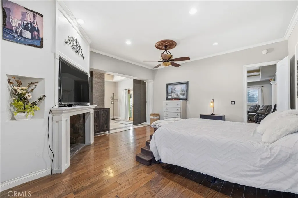 Additional image 18 of 550 Fermoore St, San Fernando, CA 91340