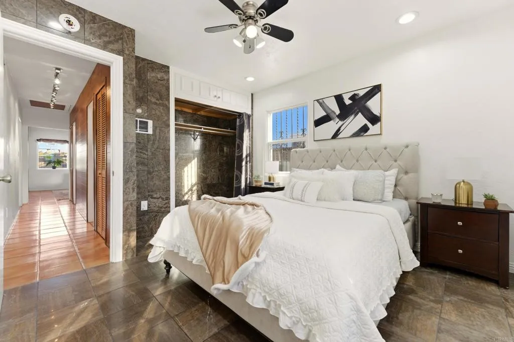 Additional image 13 of 962 Hanover Street, San Diego, CA 92114