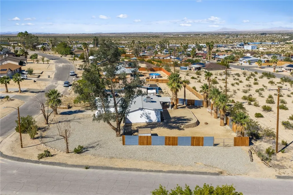 Additional image 30 of 73904 Playa Vista Drive, 29 Palms, CA 92277