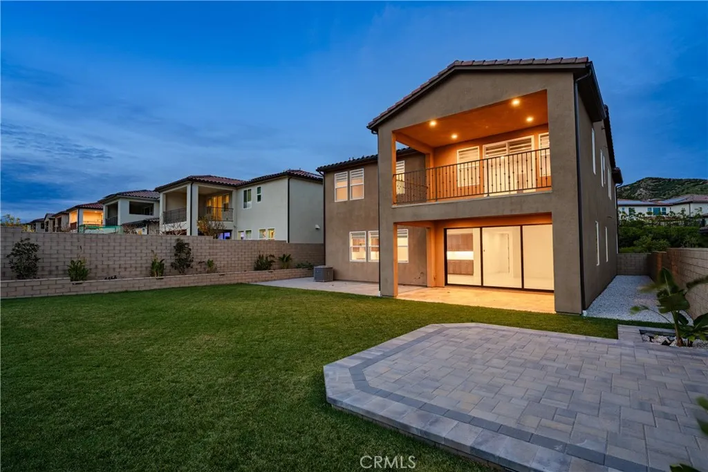 Additional image 3 of 19038 Carranza Ln, Saugus, CA 91350