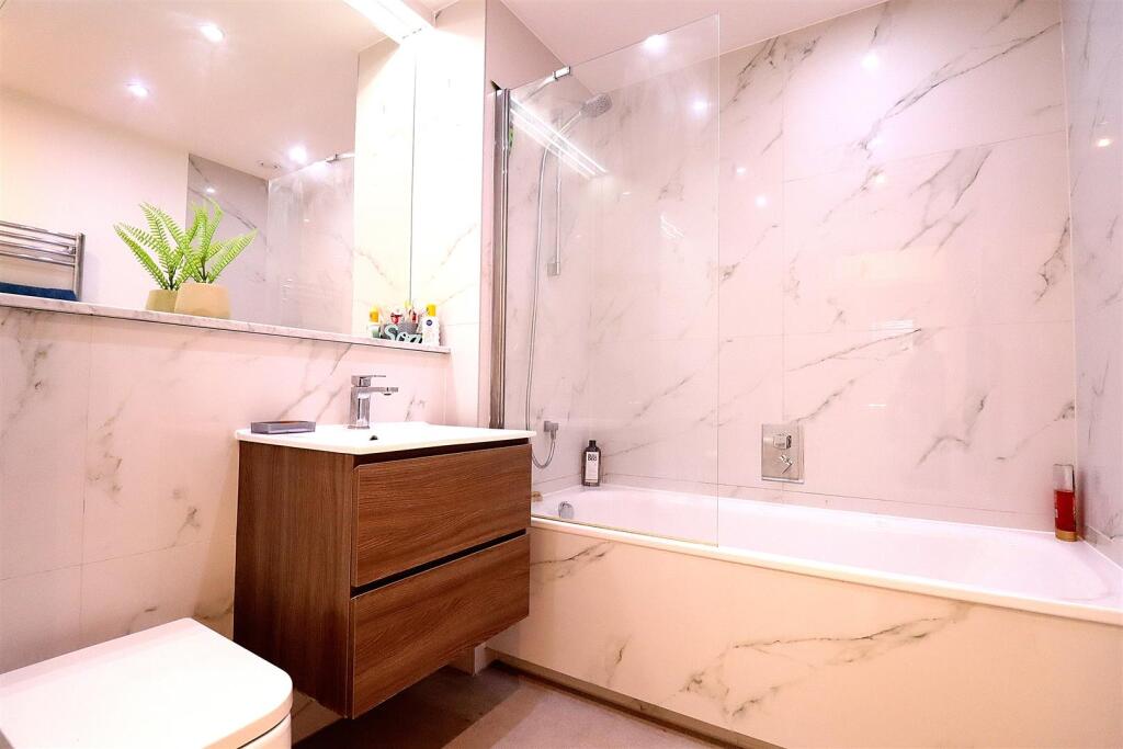 Additional image 5 of Parkgate House, Great North Road, Hatfield