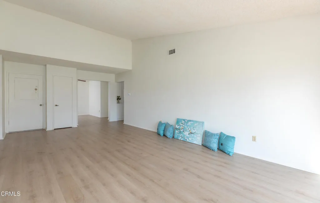 Additional image 21 of 24108 Village 24 Vlg, Camarillo, CA 93012