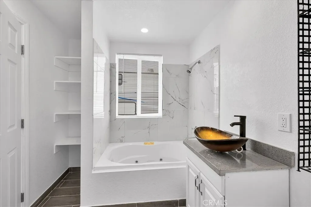 Additional image 89 of 57726 Starlight Mesa Road, Yucca Valley, CA 92284