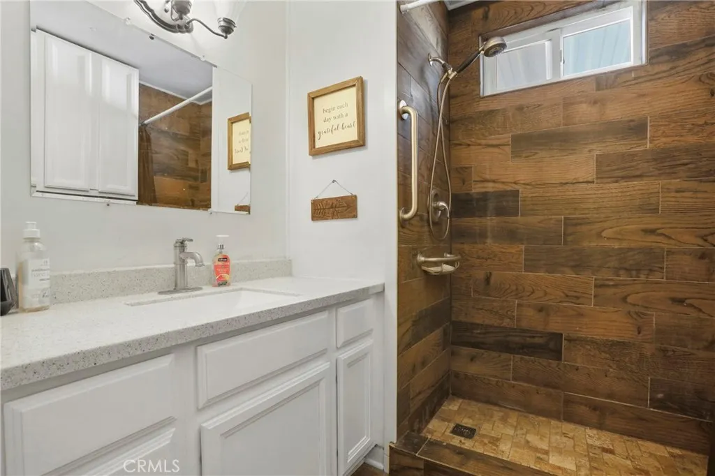 Additional image 5 of 22780 Skylink Dr, Canyon Lake, CA 92587
