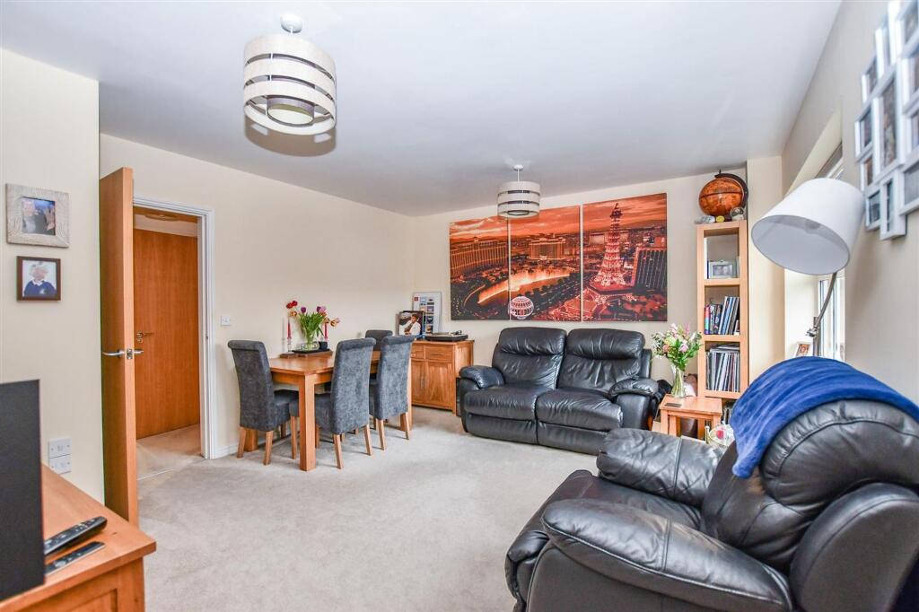 Additional image 5 of Alexander Road, London Colney, AL2